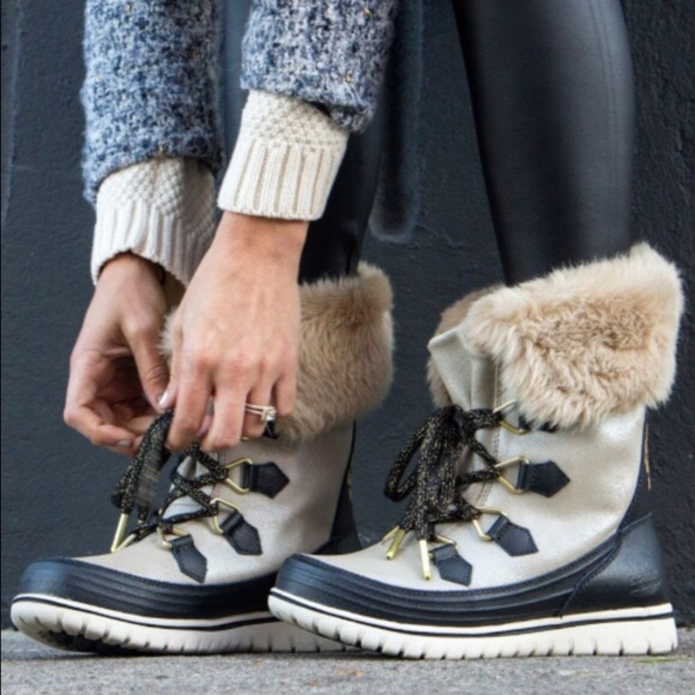 Sorel “Snowdance” Lace Boot